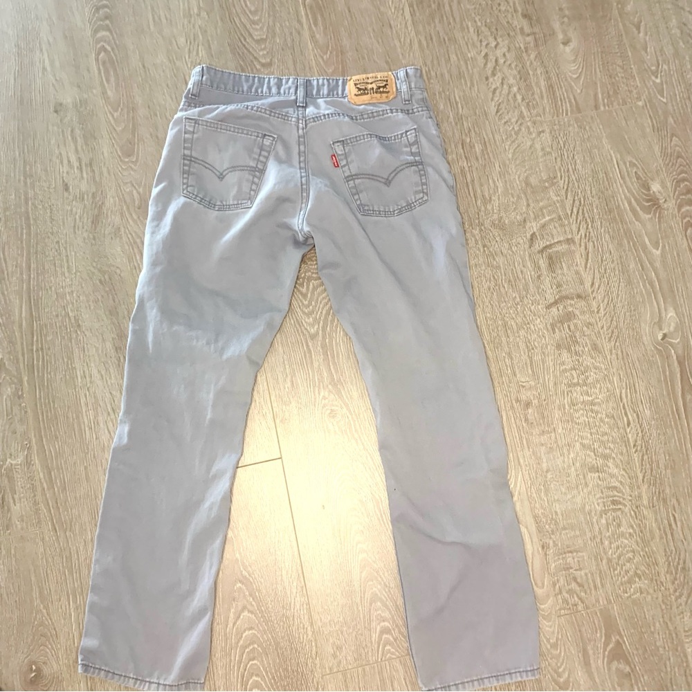 Levi’s - Picture 3 of 5